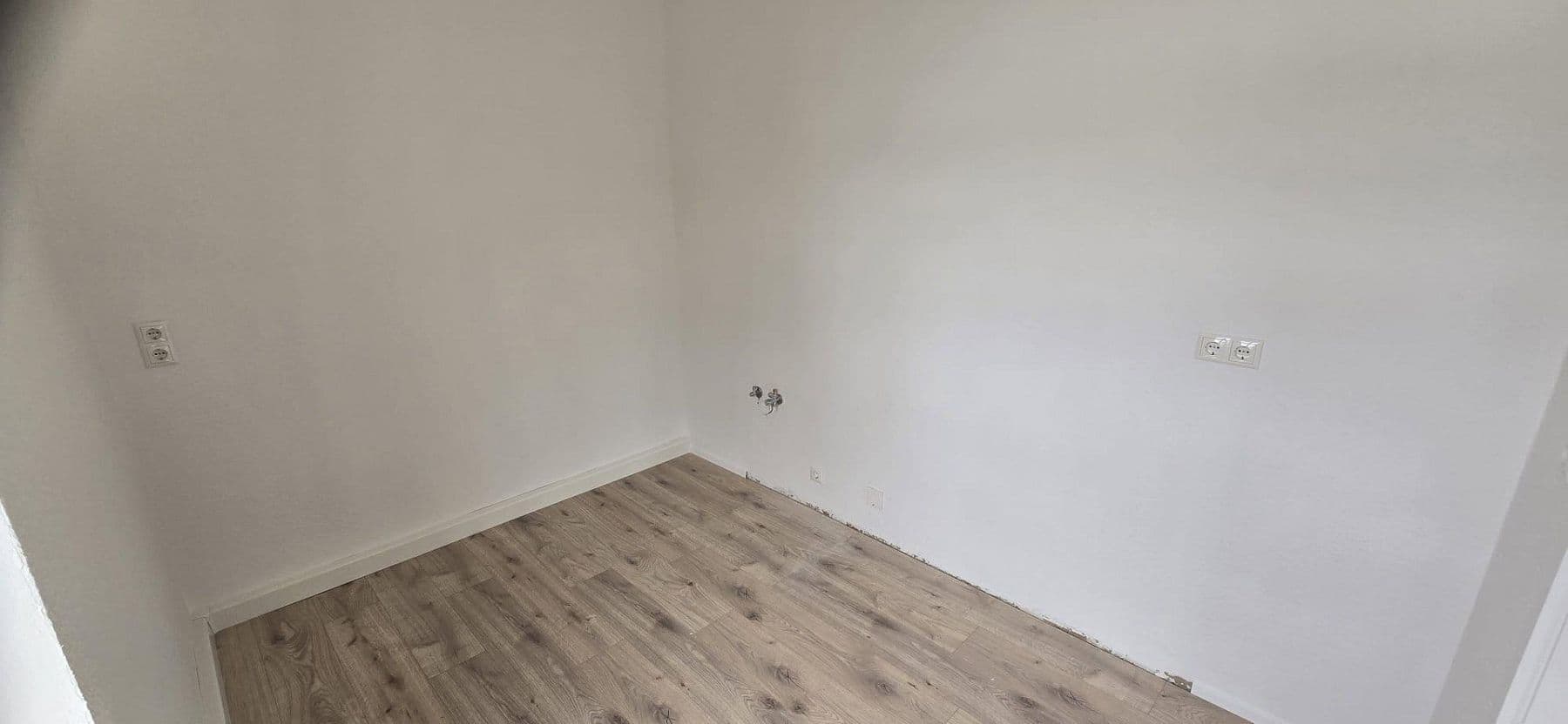 Prenájom bytu 2-izbový 67 m², Moritz-Löscher-Straße 22, Reichenbach, Sasko Prenájom bytu 2-izbový 67 m², Moritz-Löscher-Straße 22, Reichenbach, Sasko