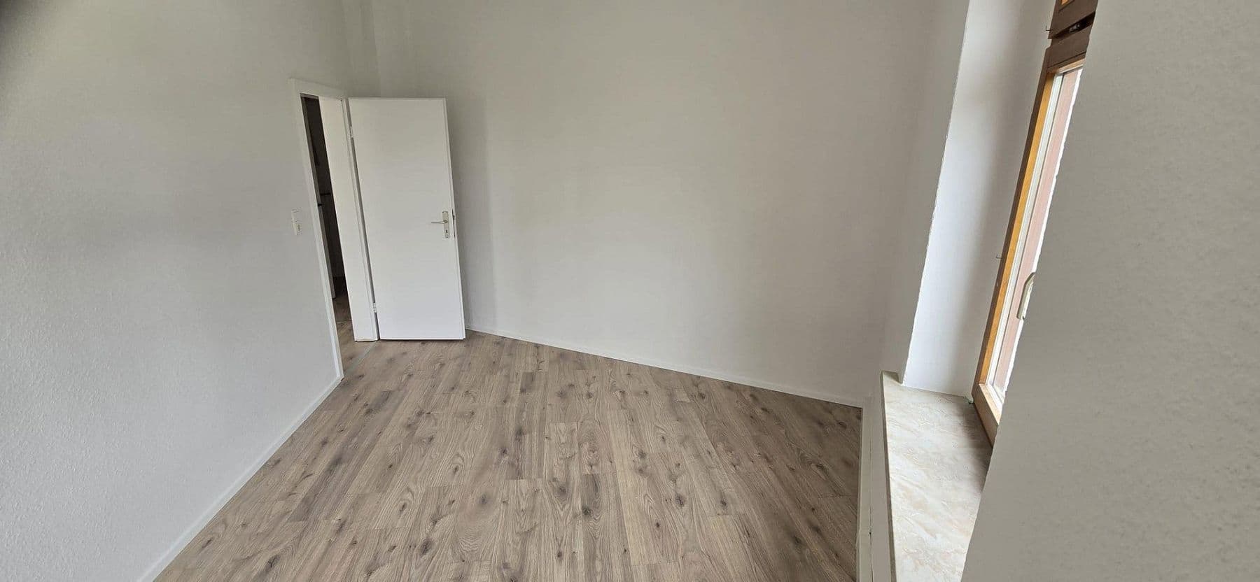 Prenájom bytu 2-izbový 67 m², Moritz-Löscher-Straße 22, Reichenbach, Sasko Prenájom bytu 2-izbový 67 m², Moritz-Löscher-Straße 22, Reichenbach, Sasko