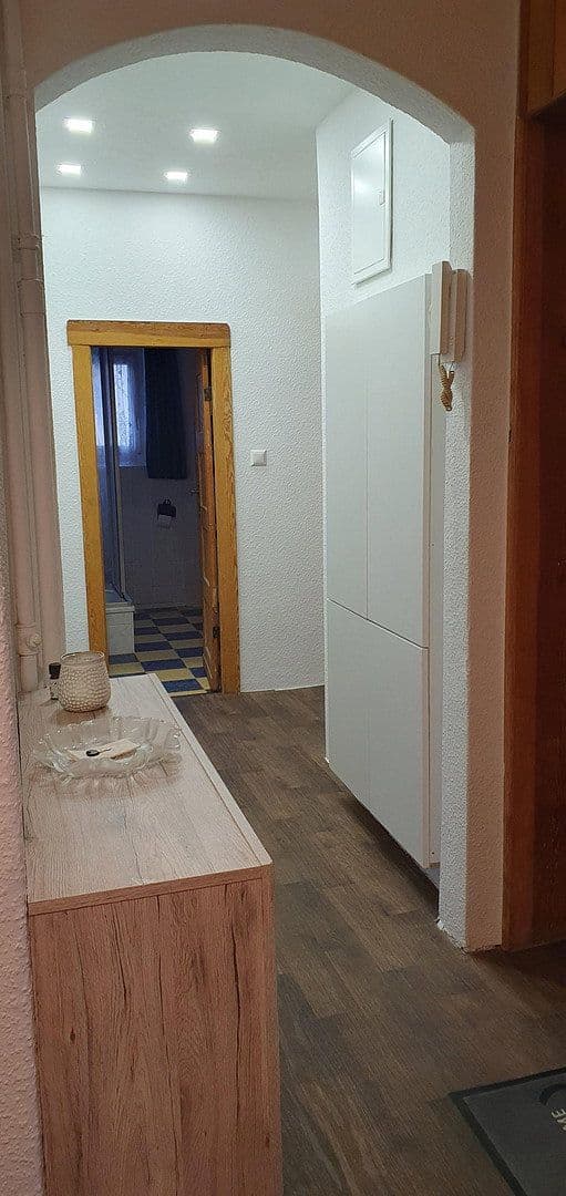 Prenájom bytu 3-izbový 96 m², Berlin, Berlín Prenájom bytu 3-izbový 96 m², Berlin, Berlín