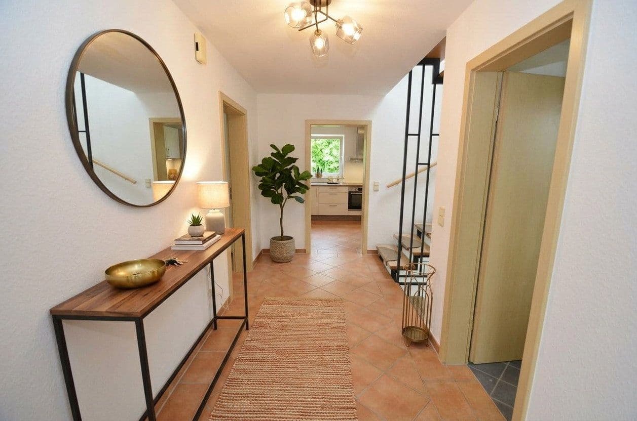 Predaj domu 143 m², pozemok 555 m², Rottweil, Bádensko-Wurttembersko Predaj domu 143 m², pozemok 555 m², Rottweil, Bádensko-Wurttembersko