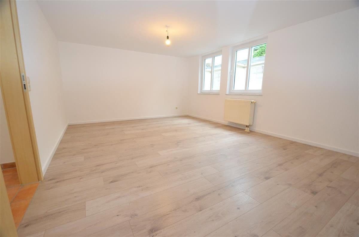 Predaj domu 143 m², pozemok 555 m², Rottweil, Bádensko-Wurttembersko Predaj domu 143 m², pozemok 555 m², Rottweil, Bádensko-Wurttembersko