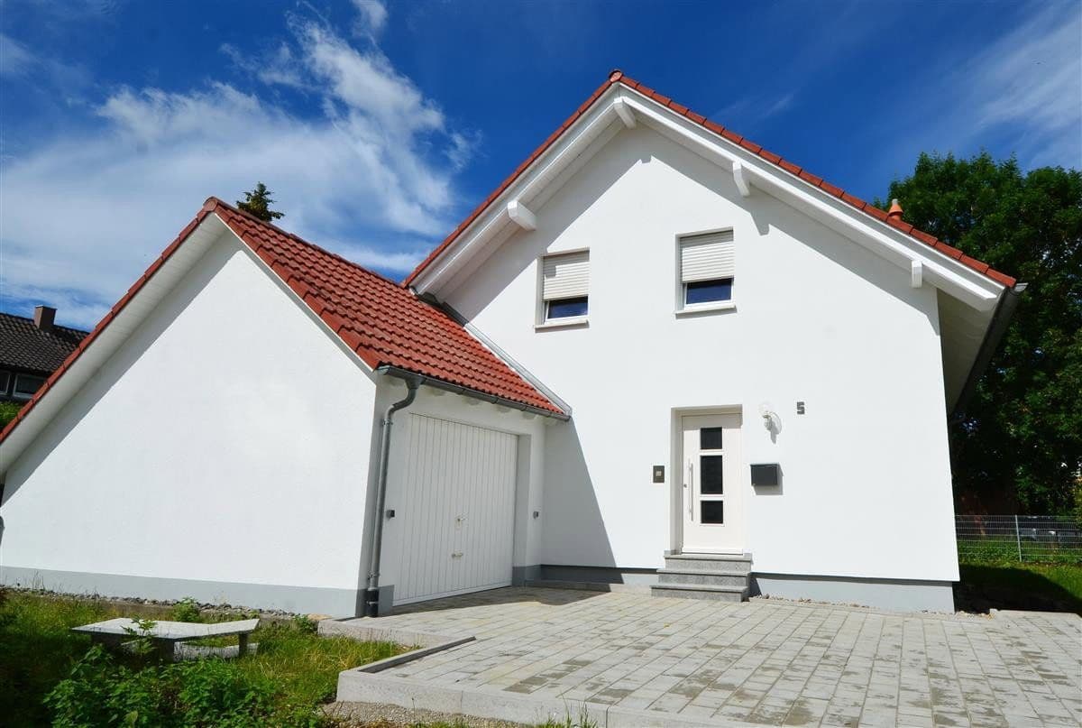Predaj domu 143 m², pozemok 555 m², Rottweil, Bádensko-Wurttembersko Predaj domu 143 m², pozemok 555 m², Rottweil, Bádensko-Wurttembersko