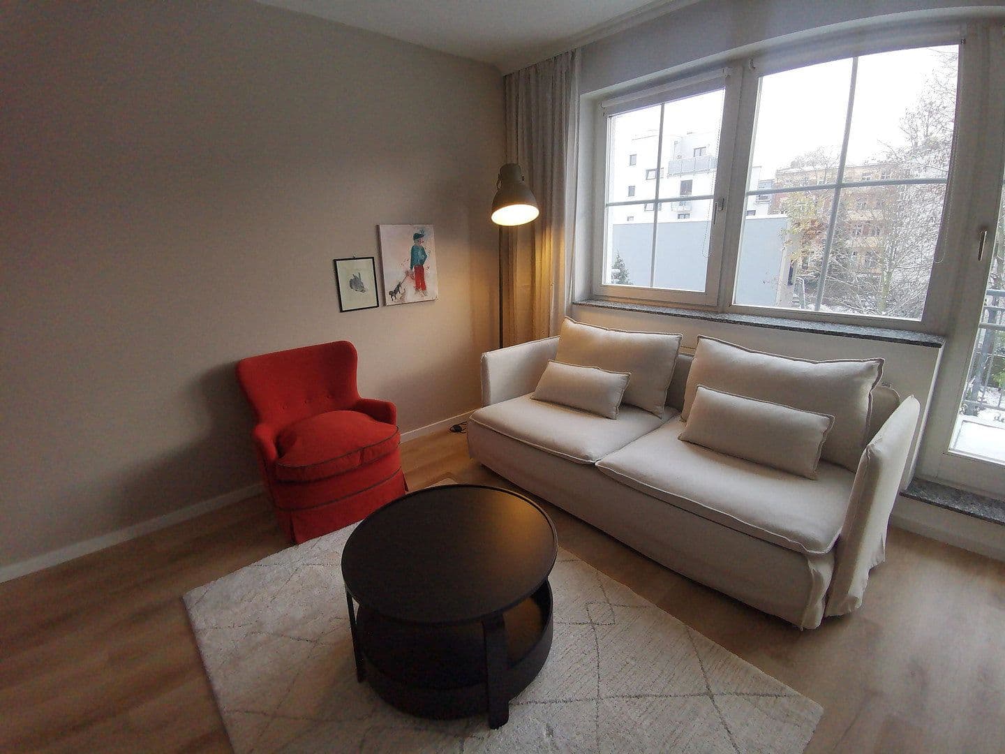 Prenájom bytu 3-izbový 74 m², Hoffmannstr. 1A, Berlin, Berlín Prenájom bytu 3-izbový 74 m², Hoffmannstr. 1A, Berlin, Berlín