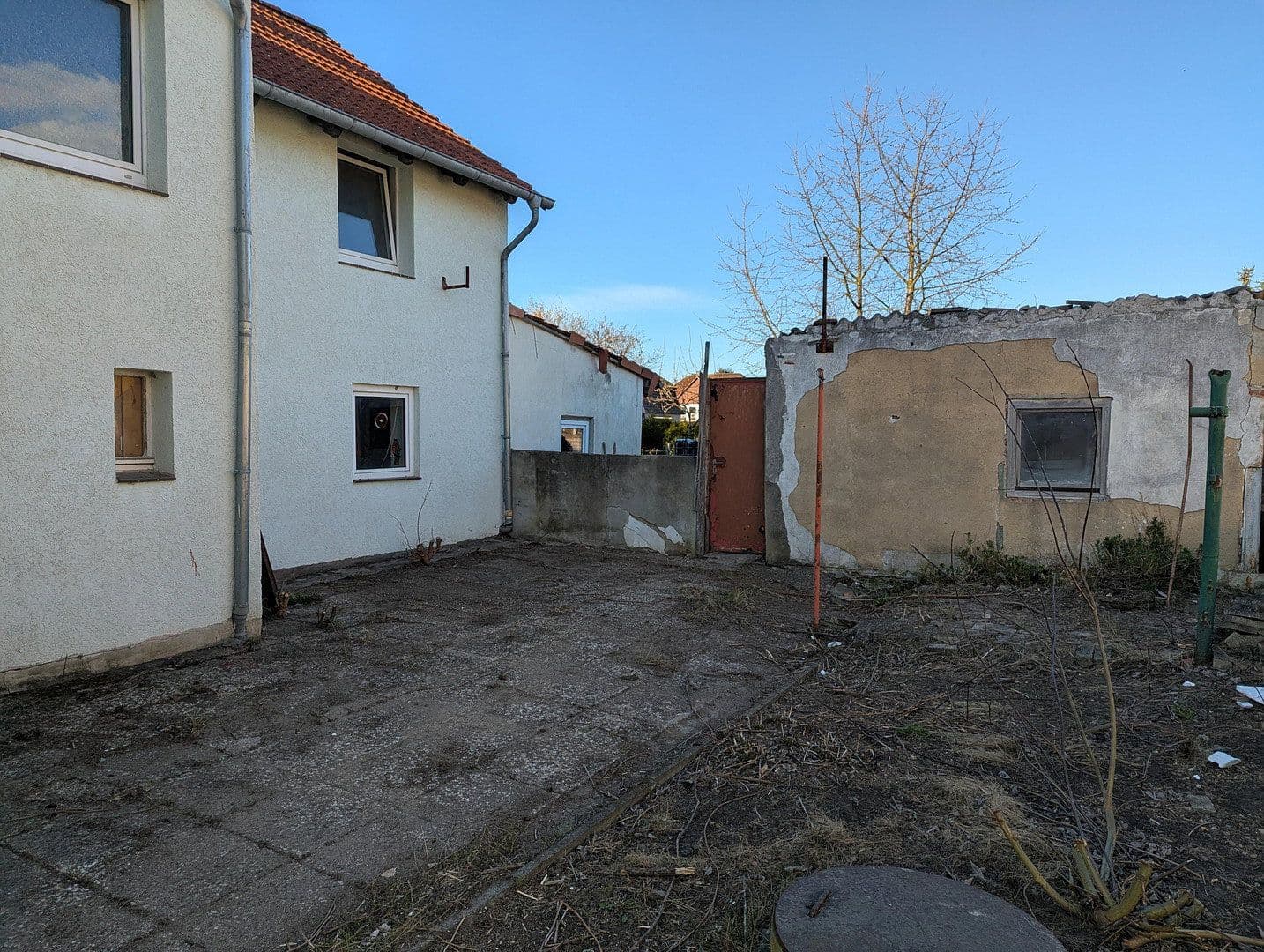 Predaj domu 280 m², pozemok 800 m², Frehenbergstraße 15, Ilsede, Dolné Sasko Predaj domu 280 m², pozemok 800 m², Frehenbergstraße 15, Ilsede, Dolné Sasko