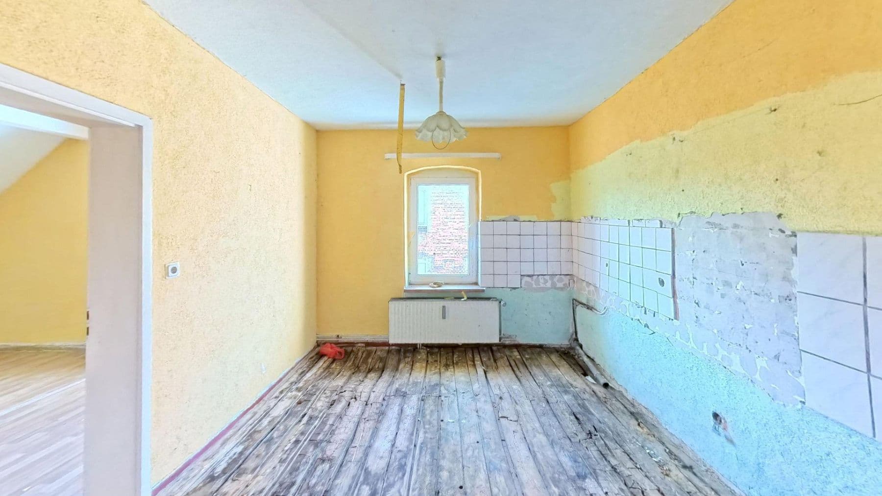 Predaj domu 280 m², pozemok 800 m², Frehenbergstraße 15, Ilsede, Dolné Sasko Predaj domu 280 m², pozemok 800 m², Frehenbergstraße 15, Ilsede, Dolné Sasko