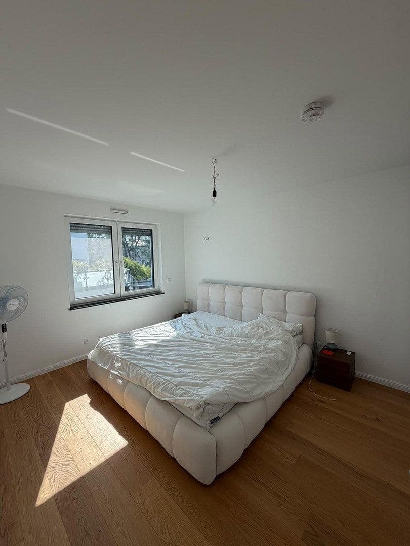 Prenájom bytu 2-izbový 58 m², Karlstr.23a, Neu-Isenburg, Hesensko Prenájom bytu 2-izbový 58 m², Karlstr.23a, Neu-Isenburg, Hesensko