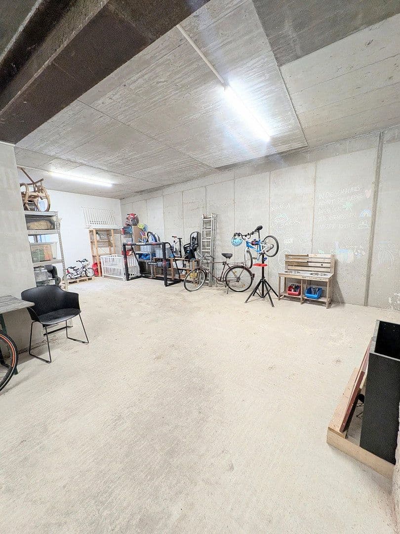 Predaj domu 261 m², pozemok 700 m², Oberfrohnaer Str. 135, Chemnitz, Sasko Predaj domu 261 m², pozemok 700 m², Oberfrohnaer Str. 135, Chemnitz, Sasko