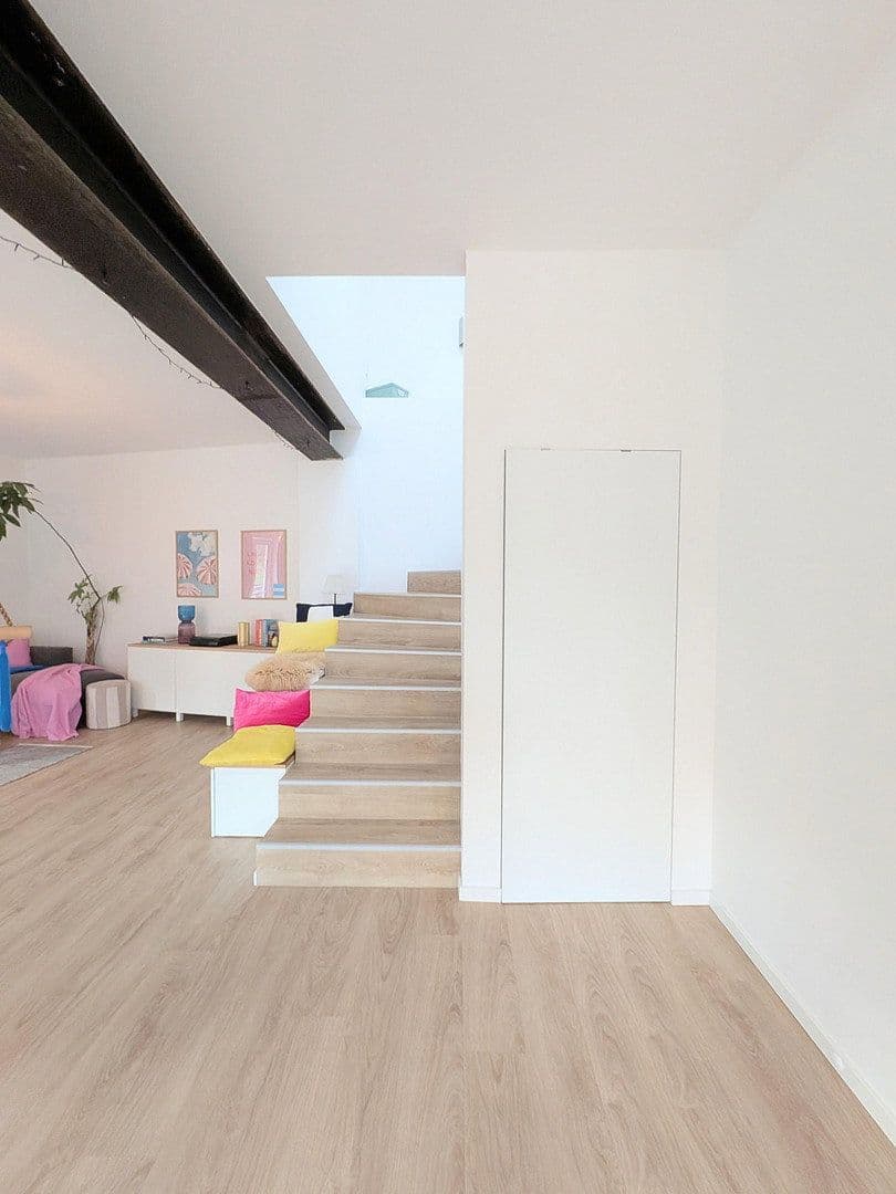 Predaj domu 261 m², pozemok 700 m², Oberfrohnaer Str. 135, Chemnitz, Sasko Predaj domu 261 m², pozemok 700 m², Oberfrohnaer Str. 135, Chemnitz, Sasko