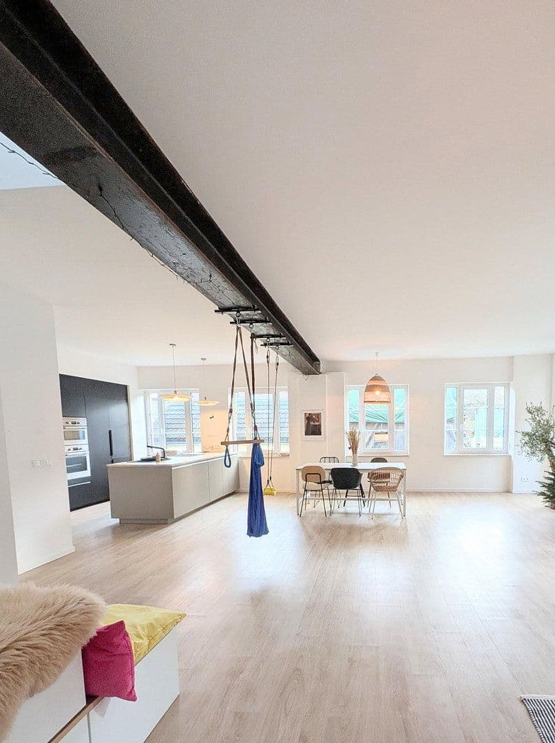 Predaj domu 261 m², pozemok 700 m², Oberfrohnaer Str. 135, Chemnitz, Sasko Predaj domu 261 m², pozemok 700 m², Oberfrohnaer Str. 135, Chemnitz, Sasko