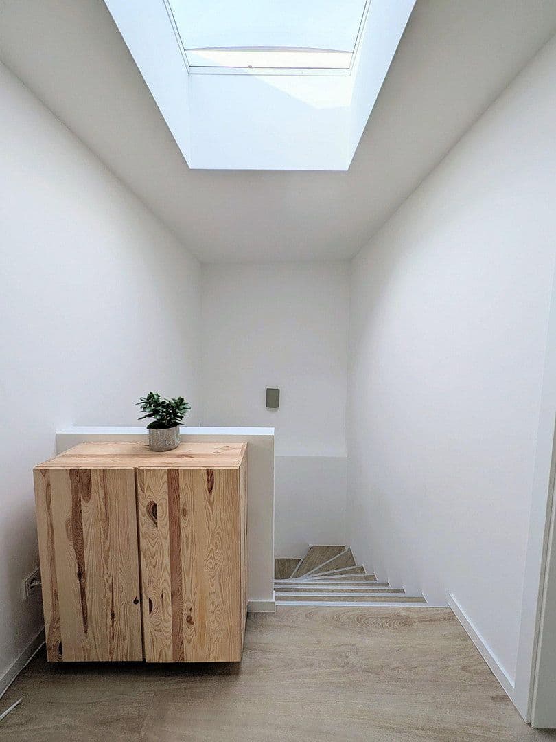 Predaj domu 261 m², pozemok 700 m², Oberfrohnaer Str. 135, Chemnitz, Sasko Predaj domu 261 m², pozemok 700 m², Oberfrohnaer Str. 135, Chemnitz, Sasko