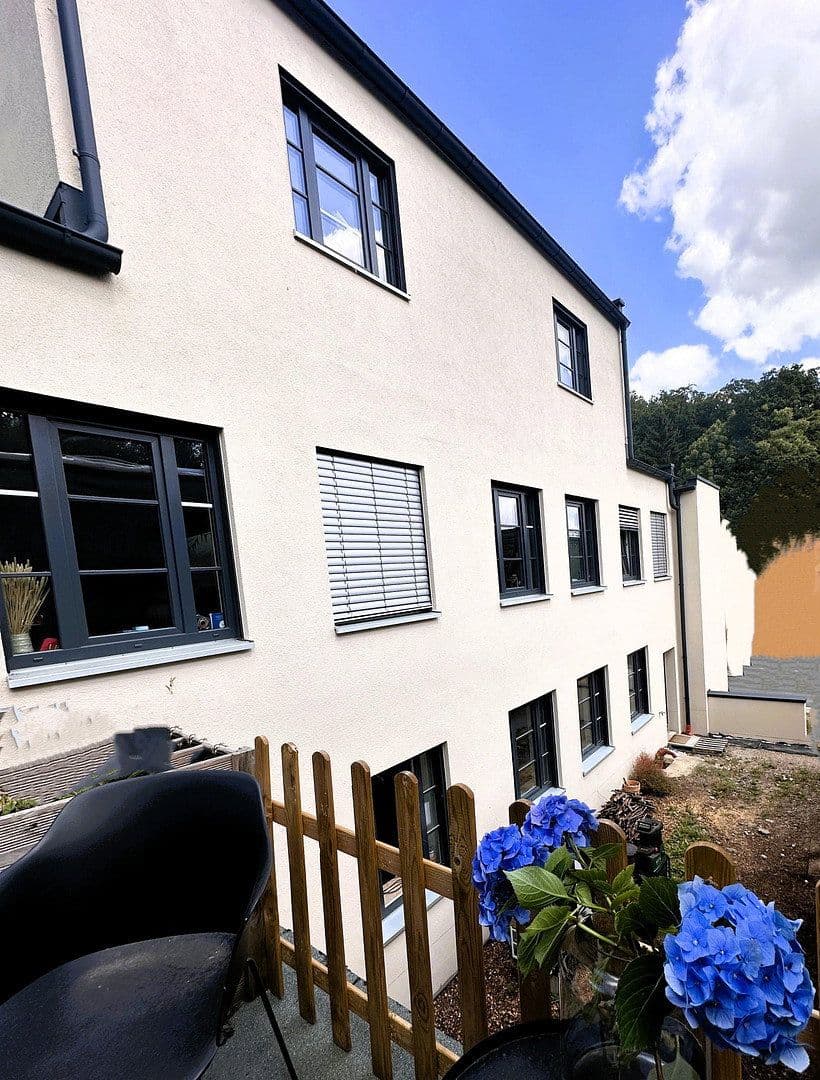 Predaj domu 261 m², pozemok 700 m², Oberfrohnaer Str. 135, Chemnitz, Sasko Predaj domu 261 m², pozemok 700 m², Oberfrohnaer Str. 135, Chemnitz, Sasko