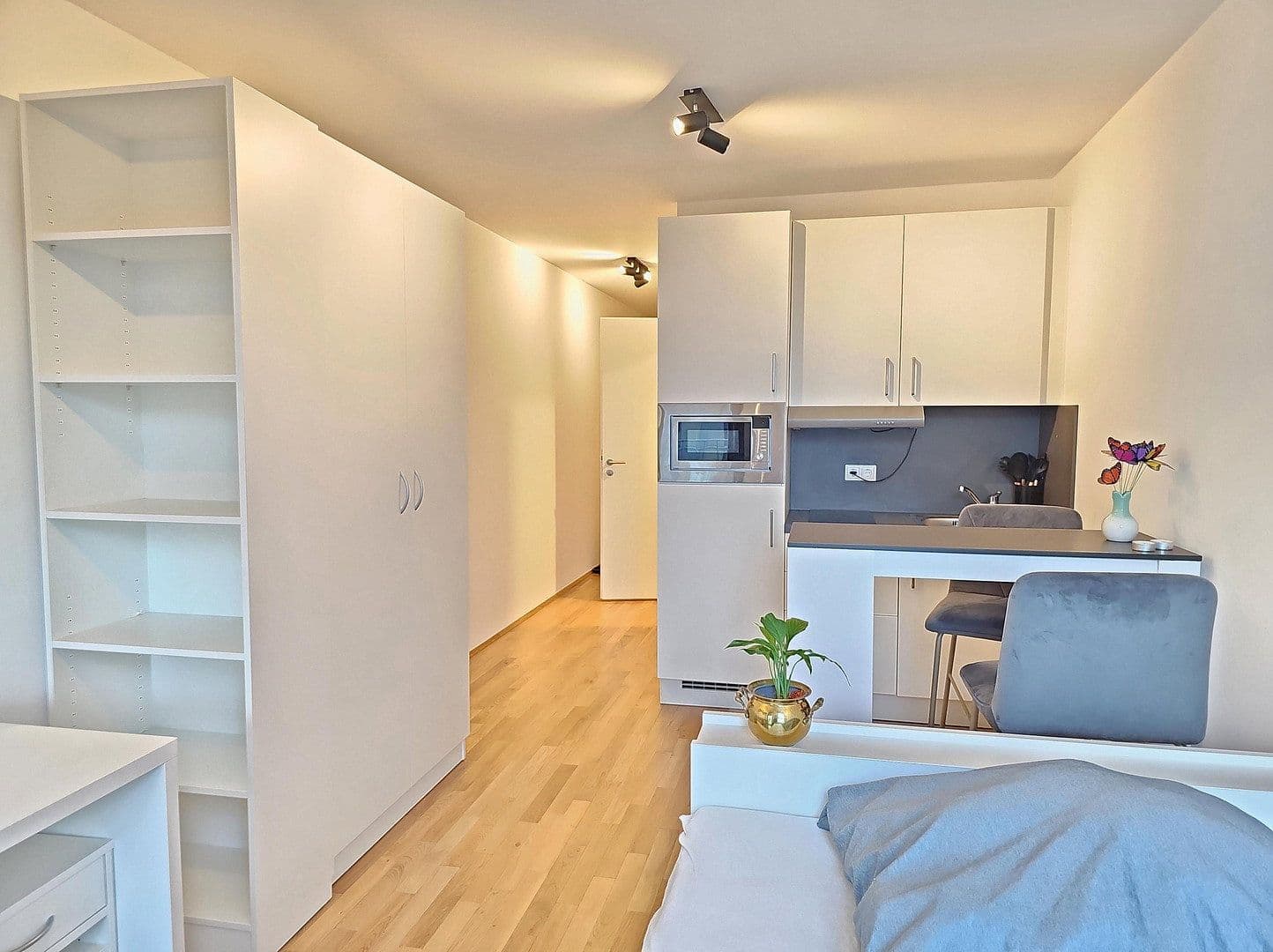 Prenájom bytu 1-izbový 29 m², Rudower Chaussee 32, Berlin, Berlín Prenájom bytu 1-izbový 29 m², Rudower Chaussee 32, Berlin, Berlín
