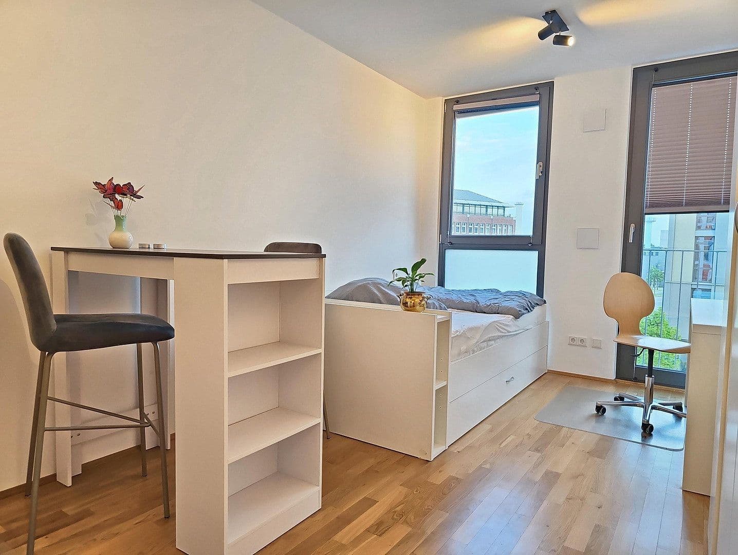 Prenájom bytu 1-izbový 29 m², Rudower Chaussee 32, Berlin, Berlín Prenájom bytu 1-izbový 29 m², Rudower Chaussee 32, Berlin, Berlín