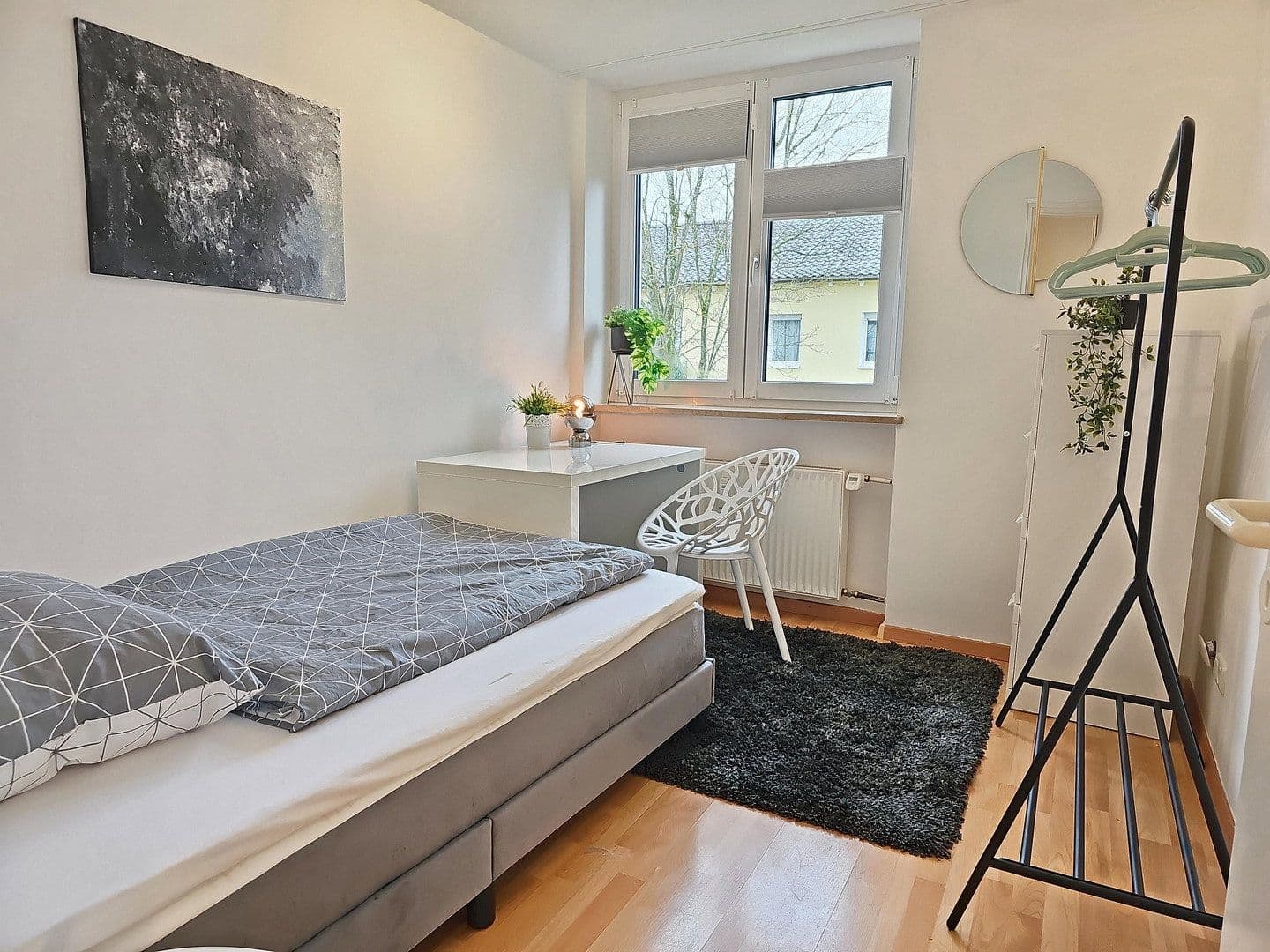 Prenájom bytu 4-izbový 91 m², Haydnstr. 6, Germering, Bavorsko Prenájom bytu 4-izbový 91 m², Haydnstr. 6, Germering, Bavorsko