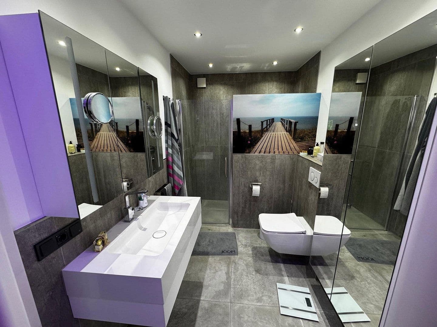 Predaj domu 320 m², pozemok 987 m², Springe, Dolné Sasko Predaj domu 320 m², pozemok 987 m², Springe, Dolné Sasko