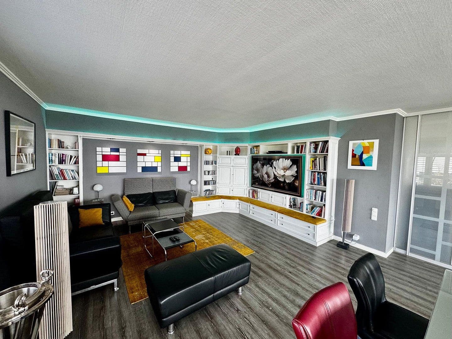 Predaj domu 320 m², pozemok 987 m², Springe, Dolné Sasko Predaj domu 320 m², pozemok 987 m², Springe, Dolné Sasko