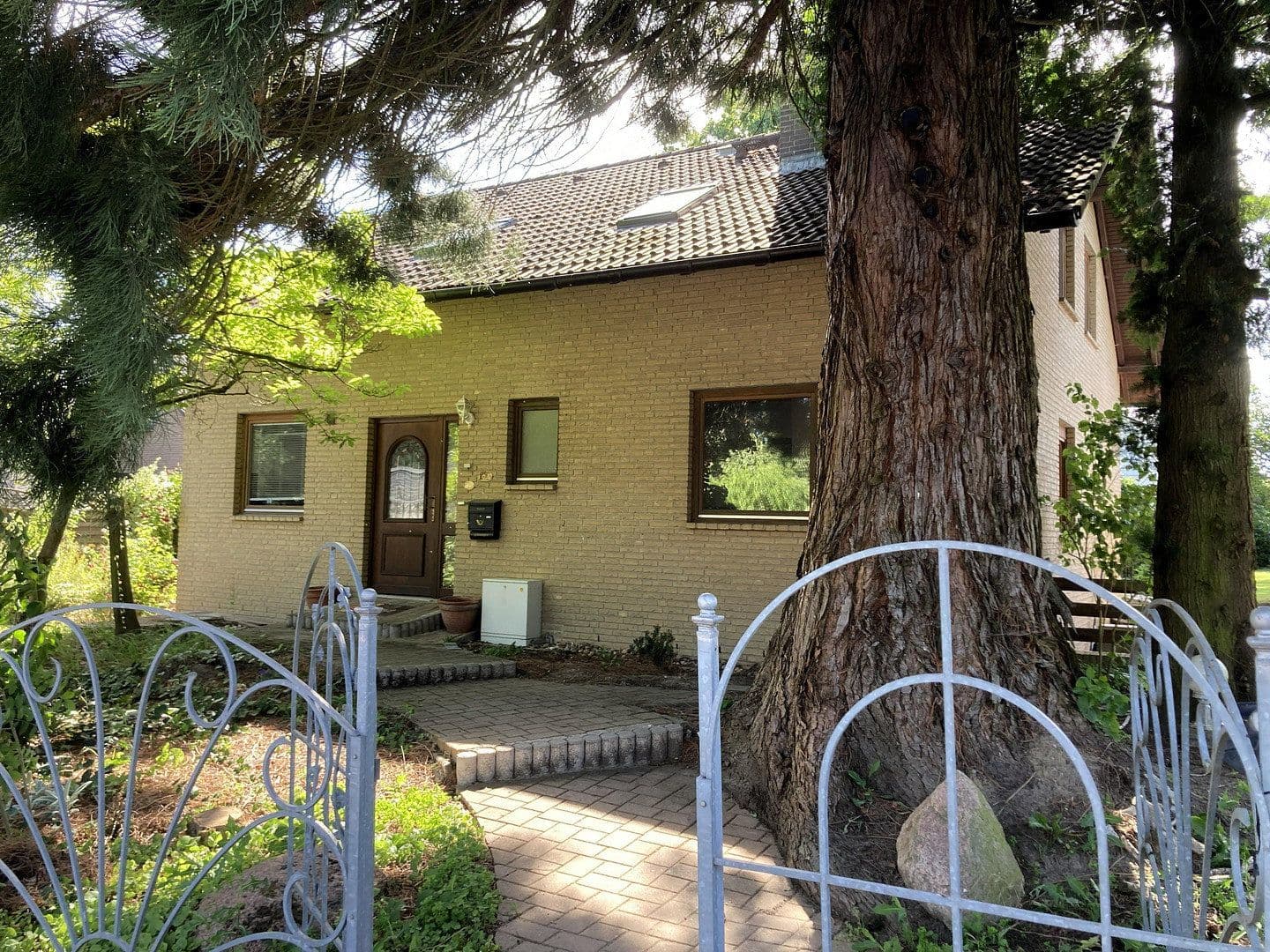 Predaj domu 156 m², pozemok 1.057 m², Lehre, Dolné Sasko Predaj domu 156 m², pozemok 1.057 m², Lehre, Dolné Sasko