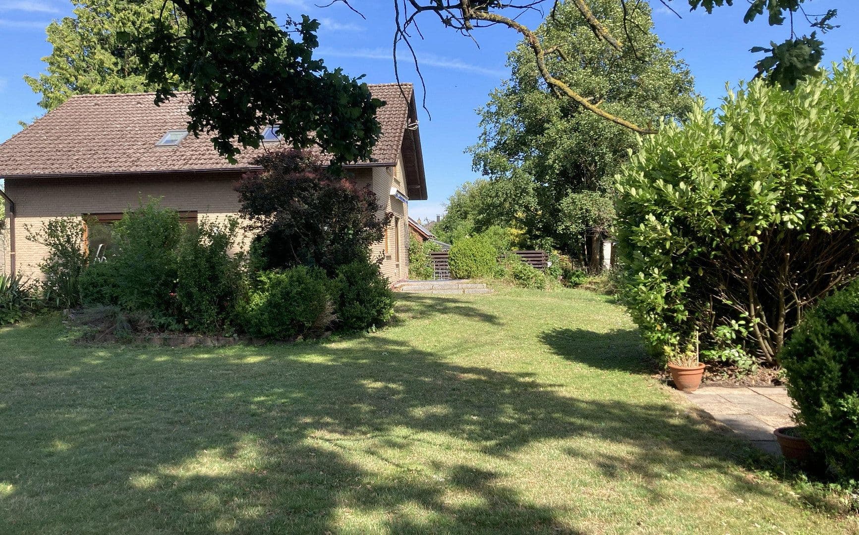 Predaj domu 156 m², pozemok 1.057 m², Lehre, Dolné Sasko Predaj domu 156 m², pozemok 1.057 m², Lehre, Dolné Sasko