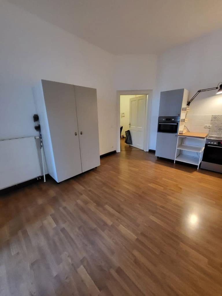 Prenájom bytu 5-izbový 202 m², Dufourstrasse 4, Leipzig, Sasko Prenájom bytu 5-izbový 202 m², Dufourstrasse 4, Leipzig, Sasko
