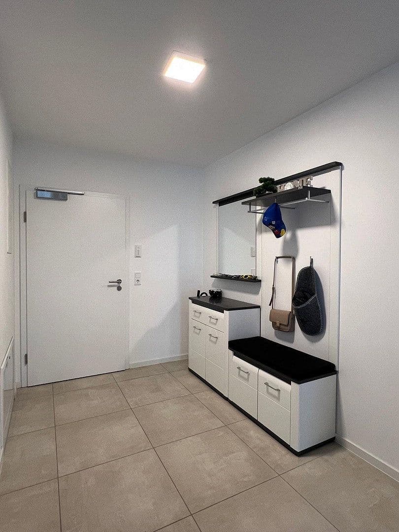 Prenájom bytu 3-izbový 89 m², Erlensee, Hesensko Prenájom bytu 3-izbový 89 m², Erlensee, Hesensko