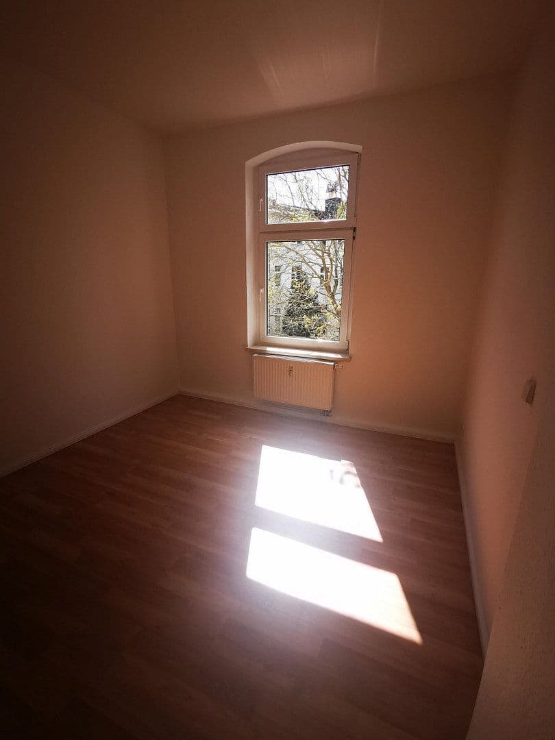 Prenájom bytu 4-izbový 105 m², Lessingstraße 57, Magdeburg, Sasko-Anhaltsko Prenájom bytu 4-izbový 105 m², Lessingstraße 57, Magdeburg, Sasko-Anhaltsko