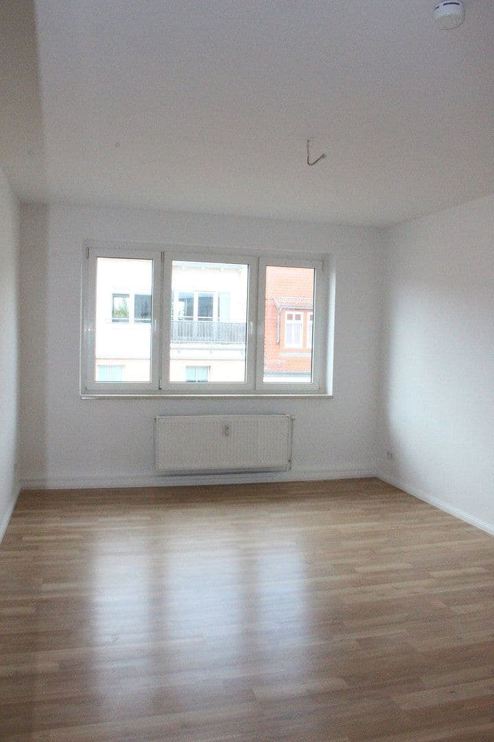 Prenájom bytu 4-izbový 117 m², Lessingstraße 57, Magdeburg, Sasko-Anhaltsko Prenájom bytu 4-izbový 117 m², Lessingstraße 57, Magdeburg, Sasko-Anhaltsko