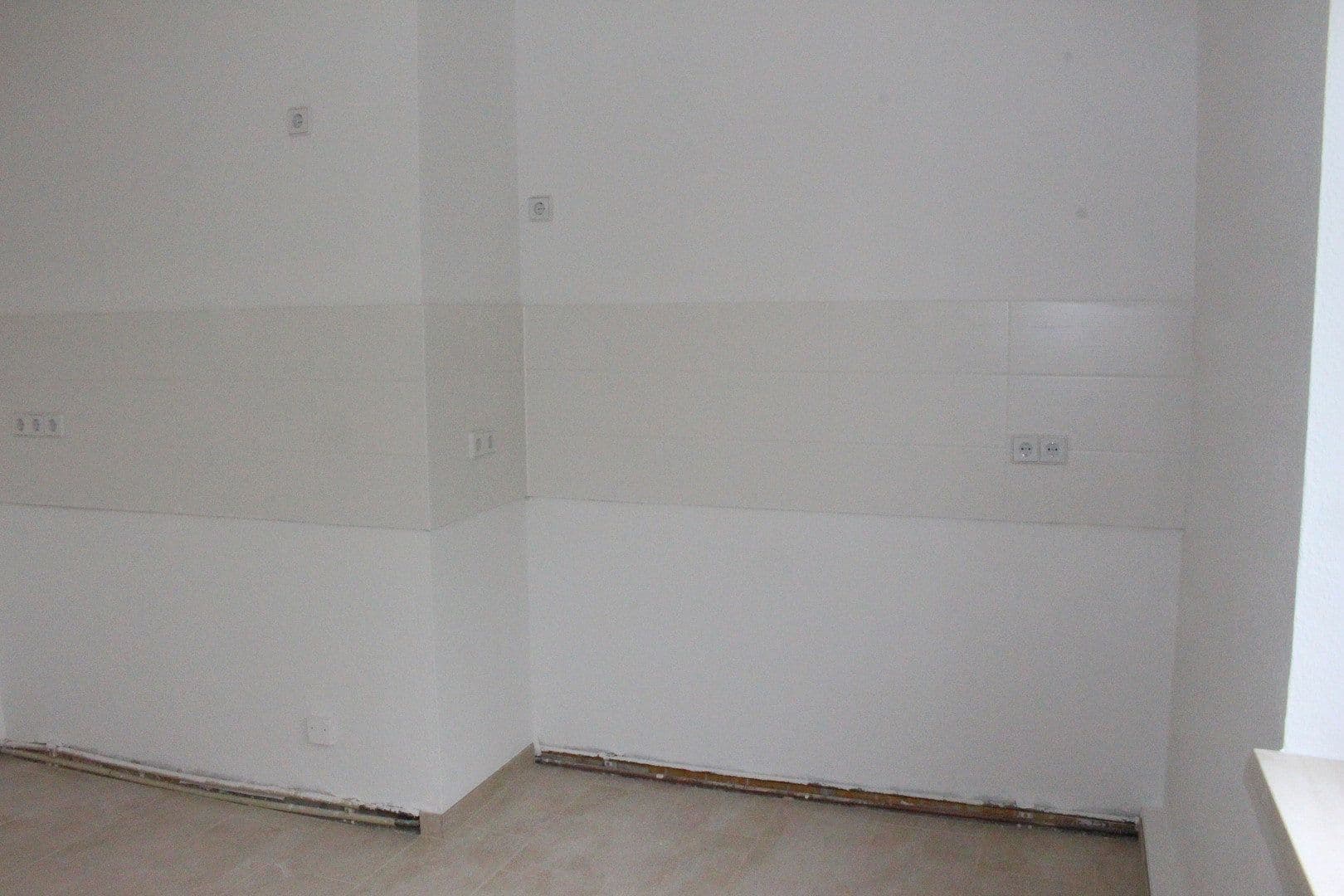 Prenájom bytu 4-izbový 117 m², Lessingstraße 57, Magdeburg, Sasko-Anhaltsko Prenájom bytu 4-izbový 117 m², Lessingstraße 57, Magdeburg, Sasko-Anhaltsko