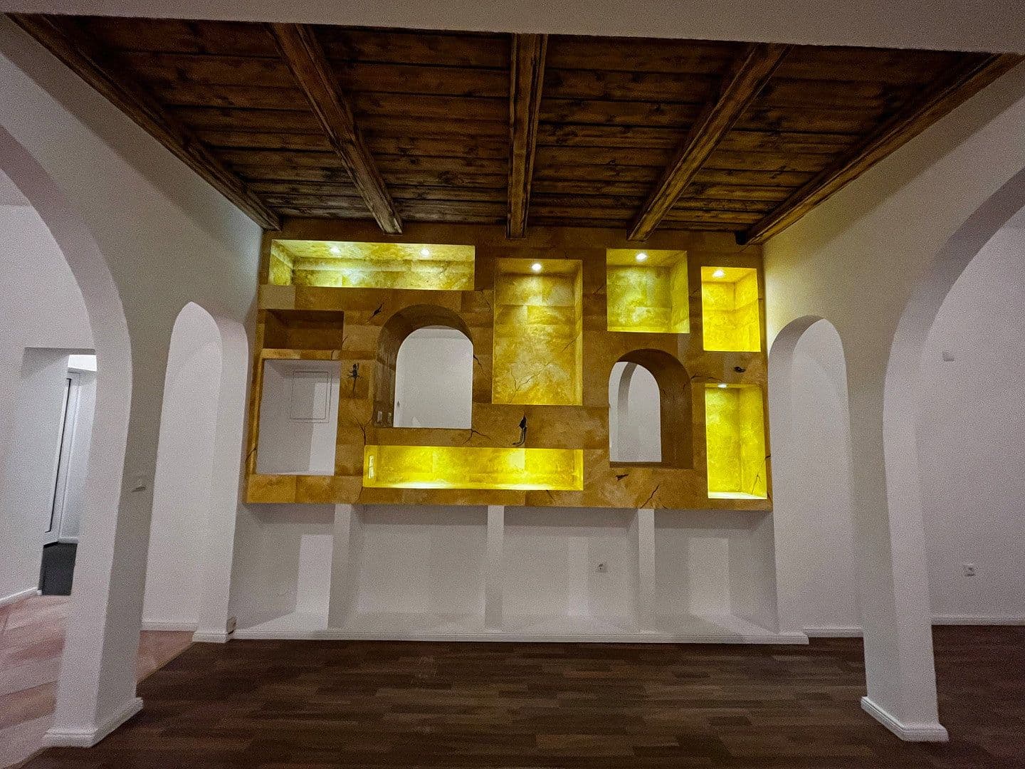 Prenájom bytu 5-izbový 180 m², Landhausstr. 1a, Strausberg, Brandenbursko Prenájom bytu 5-izbový 180 m², Landhausstr. 1a, Strausberg, Brandenbursko