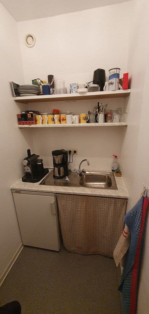 Prenájom kancelárie 92 m², Kreuzgrundweg 3a, Petersberg, Hesensko Prenájom kancelárie 92 m², Kreuzgrundweg 3a, Petersberg, Hesensko