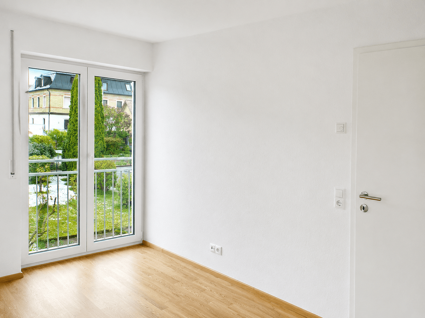 Prenájom bytu 3-izbový 85 m², Weingarten, Bádensko-Wurttembersko Prenájom bytu 3-izbový 85 m², Weingarten, Bádensko-Wurttembersko