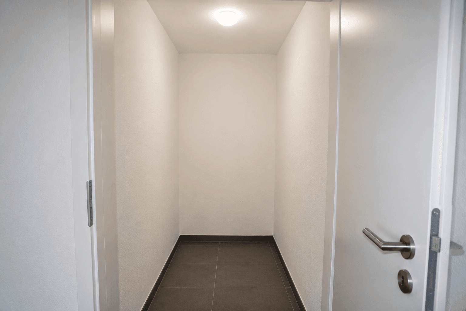 Prenájom bytu 3-izbový 85 m², Weingarten, Bádensko-Wurttembersko Prenájom bytu 3-izbový 85 m², Weingarten, Bádensko-Wurttembersko