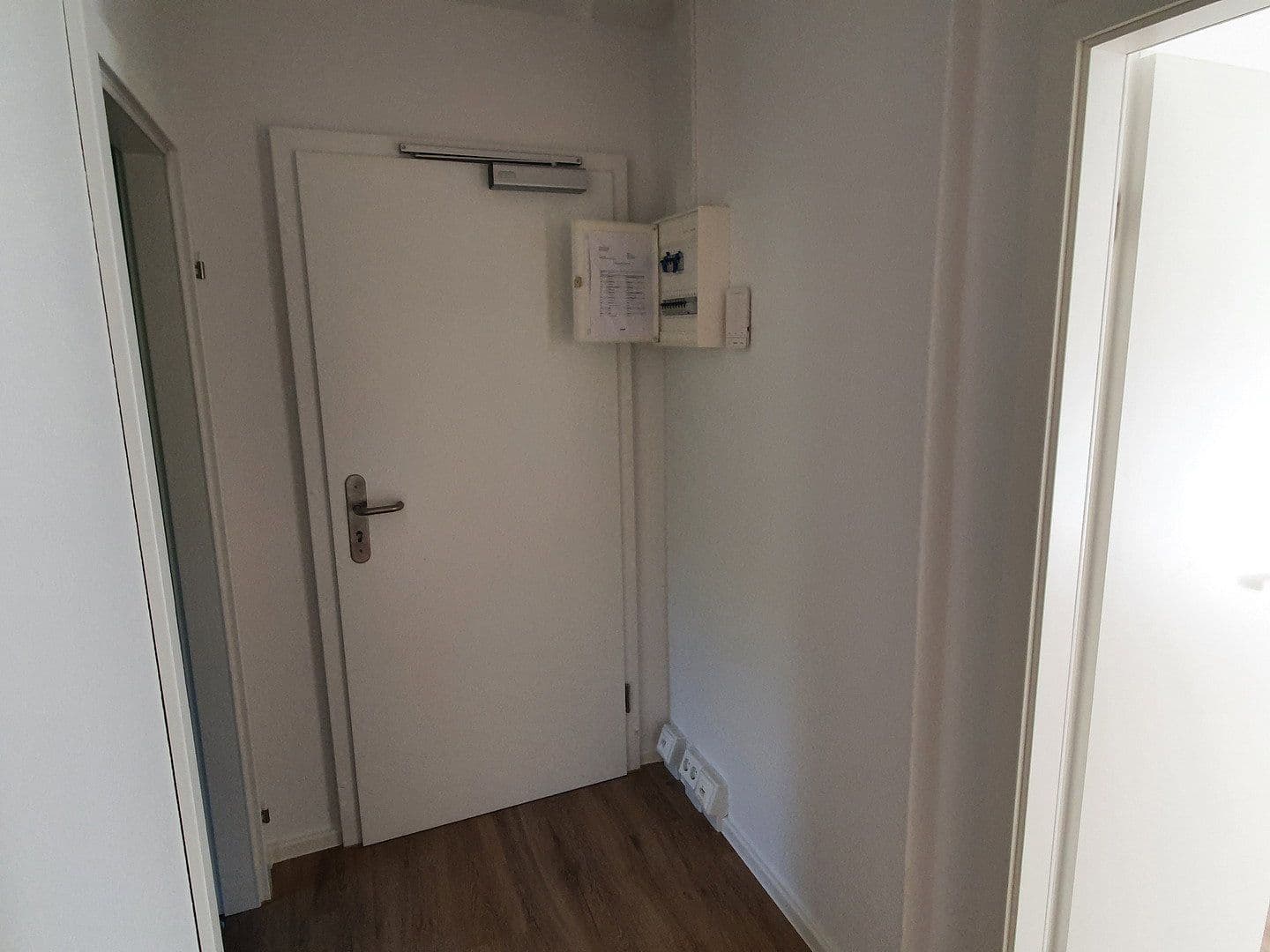 Prenájom bytu 3-izbový 62 m², Straße der Freundschaft 1-7, Lengenfeld, Sasko Prenájom bytu 3-izbový 62 m², Straße der Freundschaft 1-7, Lengenfeld, Sasko