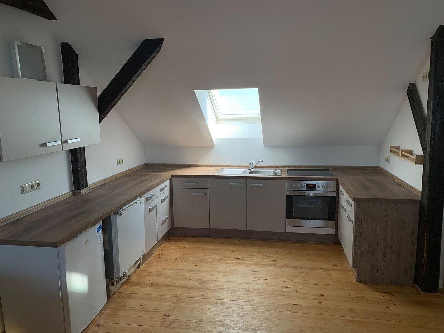 Prenájom bytu 2-izbový 66 m², Dessau, Sasko-Anhaltsko Prenájom bytu 2-izbový 66 m², Dessau, Sasko-Anhaltsko