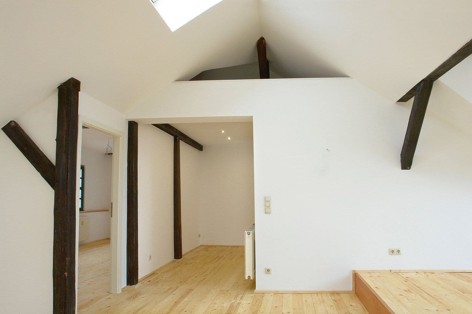 Prenájom bytu 2-izbový 66 m², Dessau, Sasko-Anhaltsko Prenájom bytu 2-izbový 66 m², Dessau, Sasko-Anhaltsko