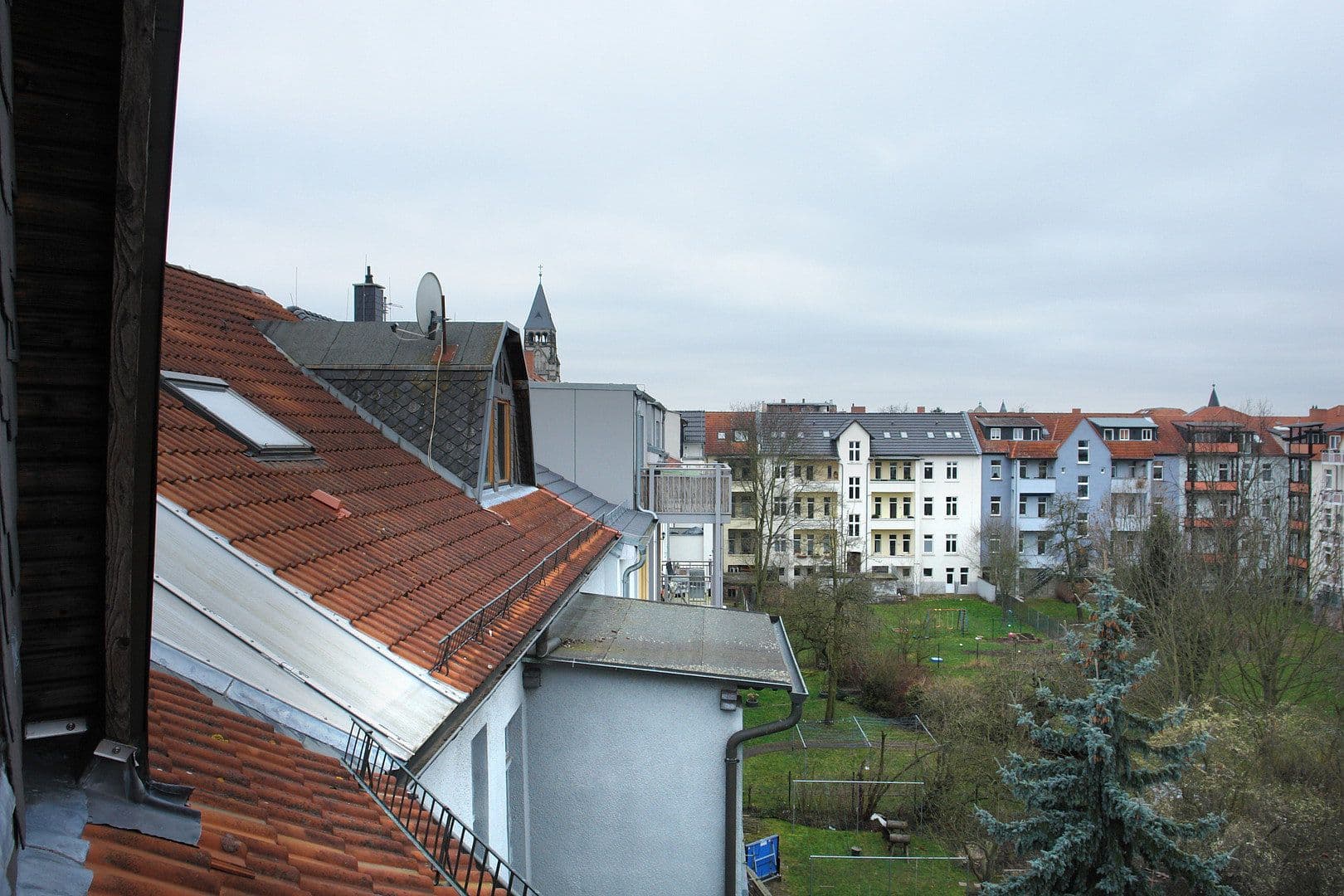 Prenájom bytu 2-izbový 66 m², Dessau, Sasko-Anhaltsko Prenájom bytu 2-izbový 66 m², Dessau, Sasko-Anhaltsko