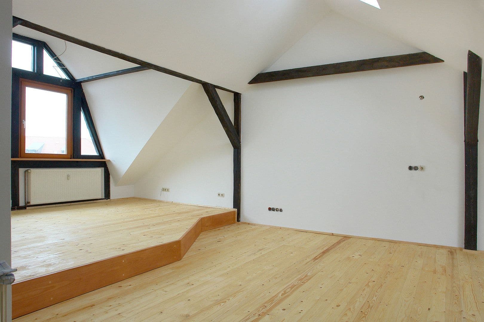 Prenájom bytu 2-izbový 66 m², Dessau, Sasko-Anhaltsko Prenájom bytu 2-izbový 66 m², Dessau, Sasko-Anhaltsko