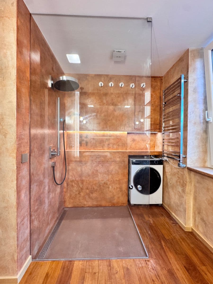 Prenájom bytu 2-izbový 56 m², Bezručova, Jihlava, Kraj Vysočina Prenájom bytu 2-izbový 56 m², Bezručova, Jihlava, Kraj Vysočina