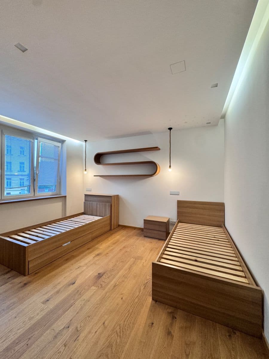 Prenájom bytu 2-izbový 56 m², Bezručova, Jihlava, Kraj Vysočina Prenájom bytu 2-izbový 56 m², Bezručova, Jihlava, Kraj Vysočina