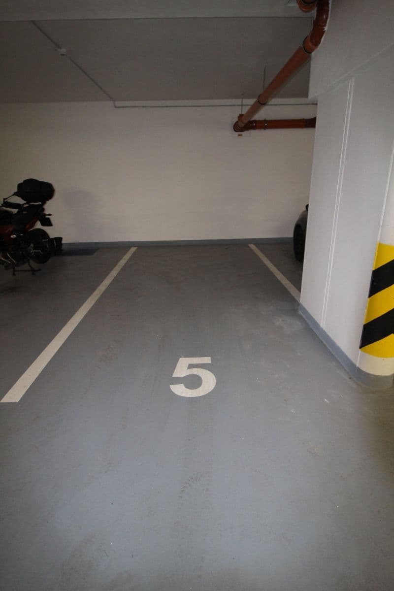 Prenájom bytu 2-izbový 50 m², Hornoměcholupská, Praha, Praha Prenájom bytu 2-izbový 50 m², Hornoměcholupská, Praha, Praha