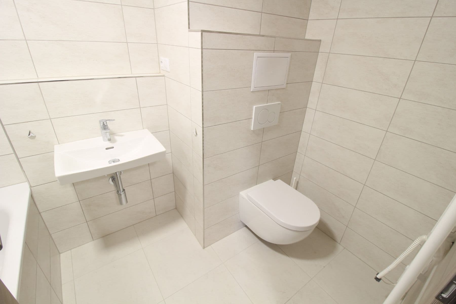 Prenájom bytu 2-izbový 50 m², Hornoměcholupská, Praha, Praha Prenájom bytu 2-izbový 50 m², Hornoměcholupská, Praha, Praha