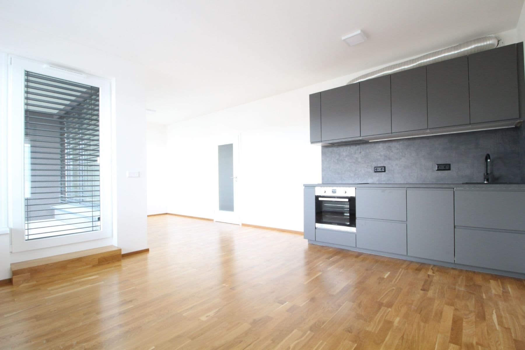 Prenájom bytu 1-izbový 40 m², Pechmanových, Praha, Praha Prenájom bytu 1-izbový 40 m², Pechmanových, Praha, Praha