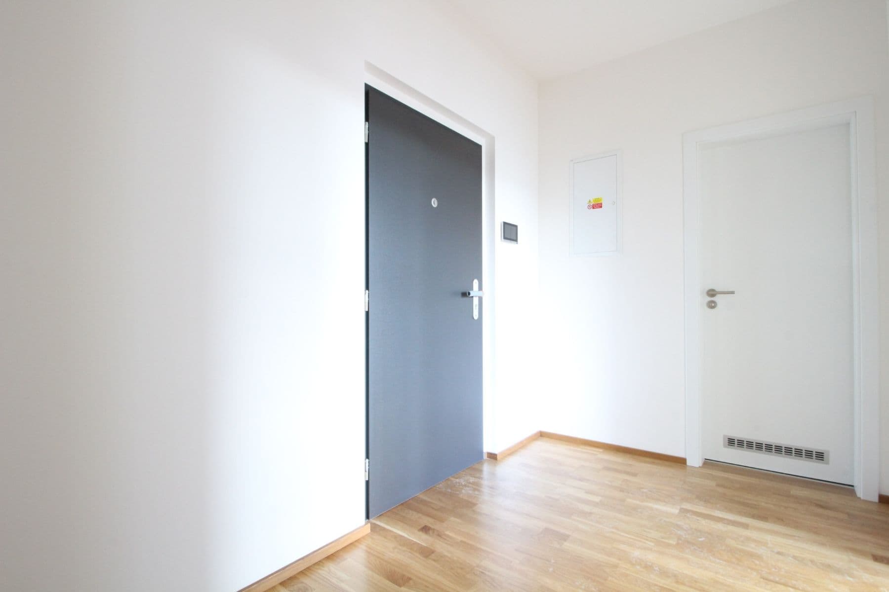 Prenájom bytu 1-izbový 40 m², Pechmanových, Praha, Praha Prenájom bytu 1-izbový 40 m², Pechmanových, Praha, Praha