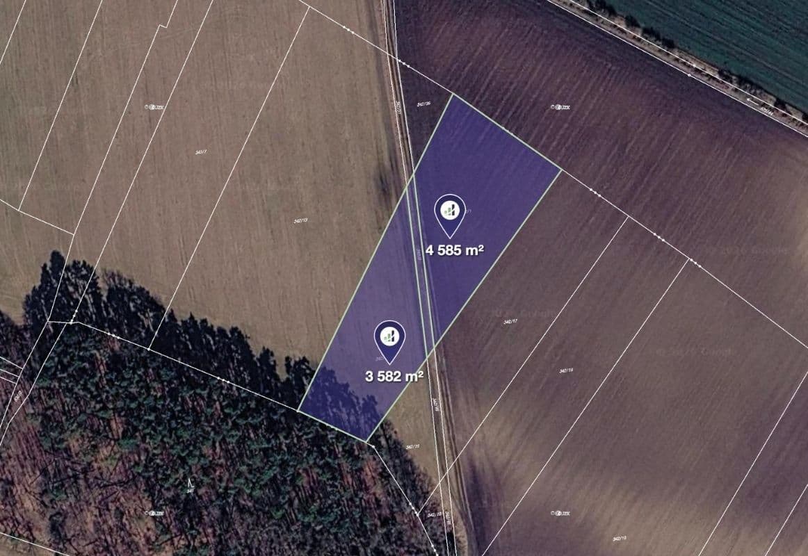 Predaj pozemku 6.912 m², Zvěřínek, Středočeský kraj Predaj pozemku 6.912 m², Zvěřínek, Středočeský kraj