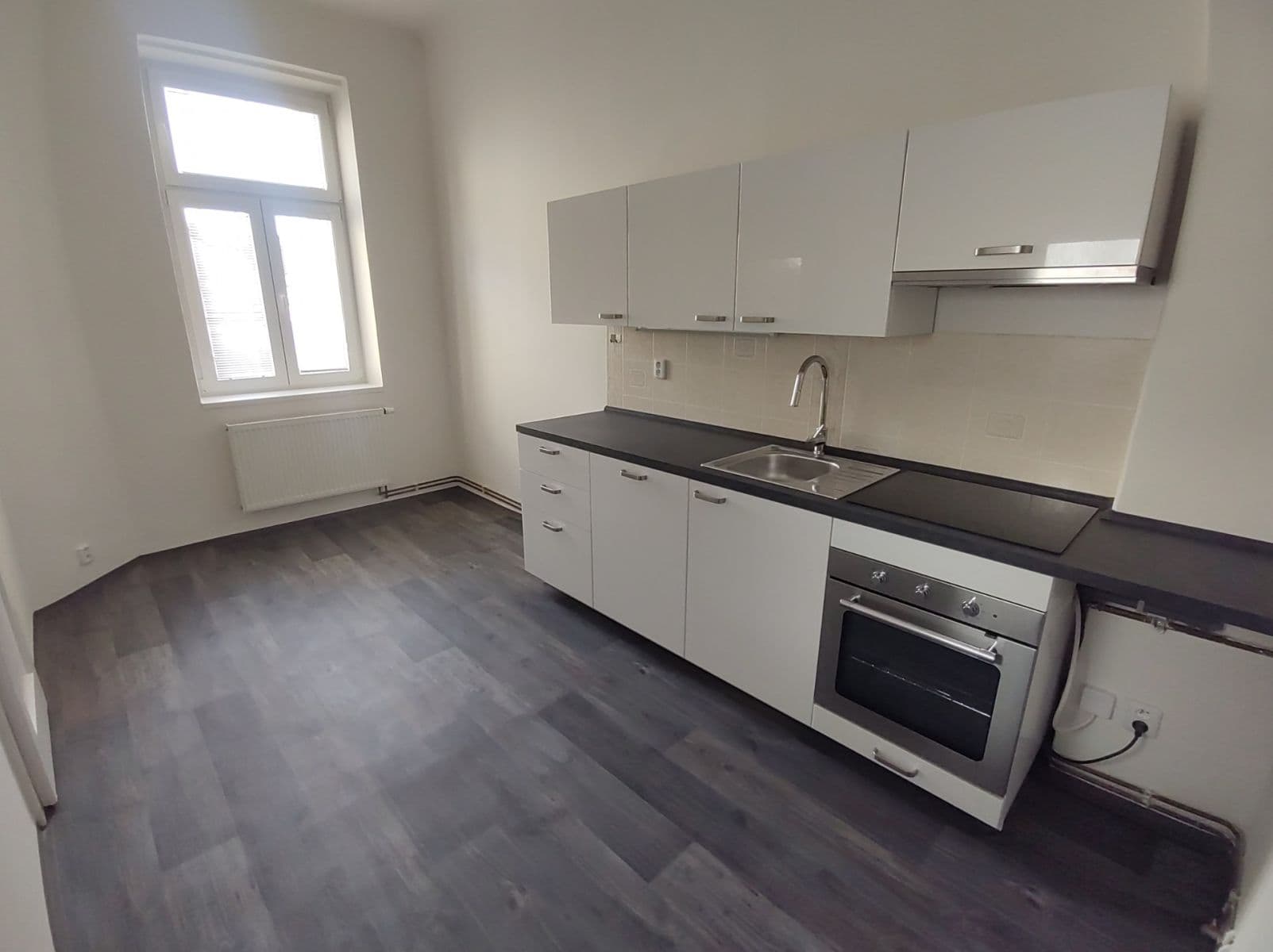 Prenájom bytu 2-izbový 65 m², Ostrovní, Litoměřice, Ústecký kraj Prenájom bytu 2-izbový 65 m², Ostrovní, Litoměřice, Ústecký kraj