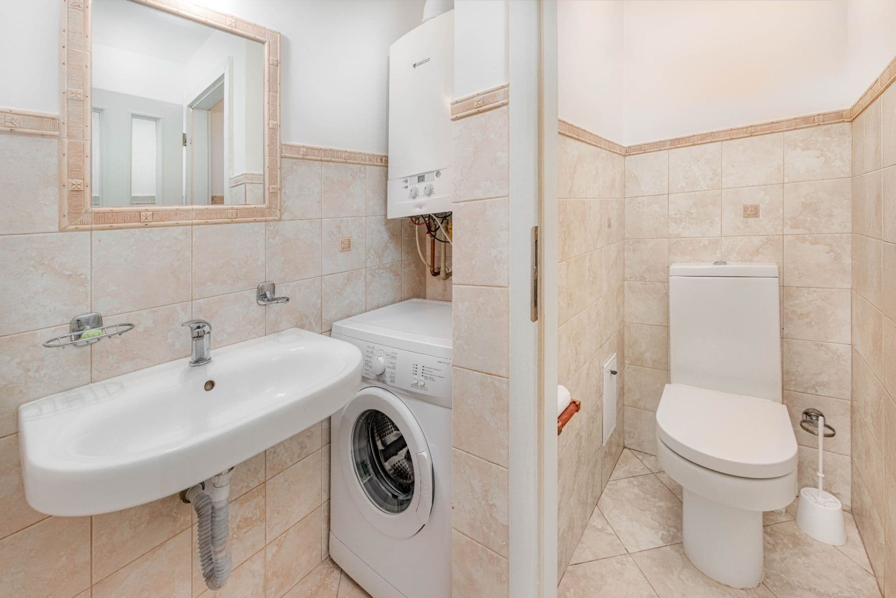 Predaj bytu 2-izbový 62 m², Plzeňská, Praha, Praha Predaj bytu 2-izbový 62 m², Plzeňská, Praha, Praha