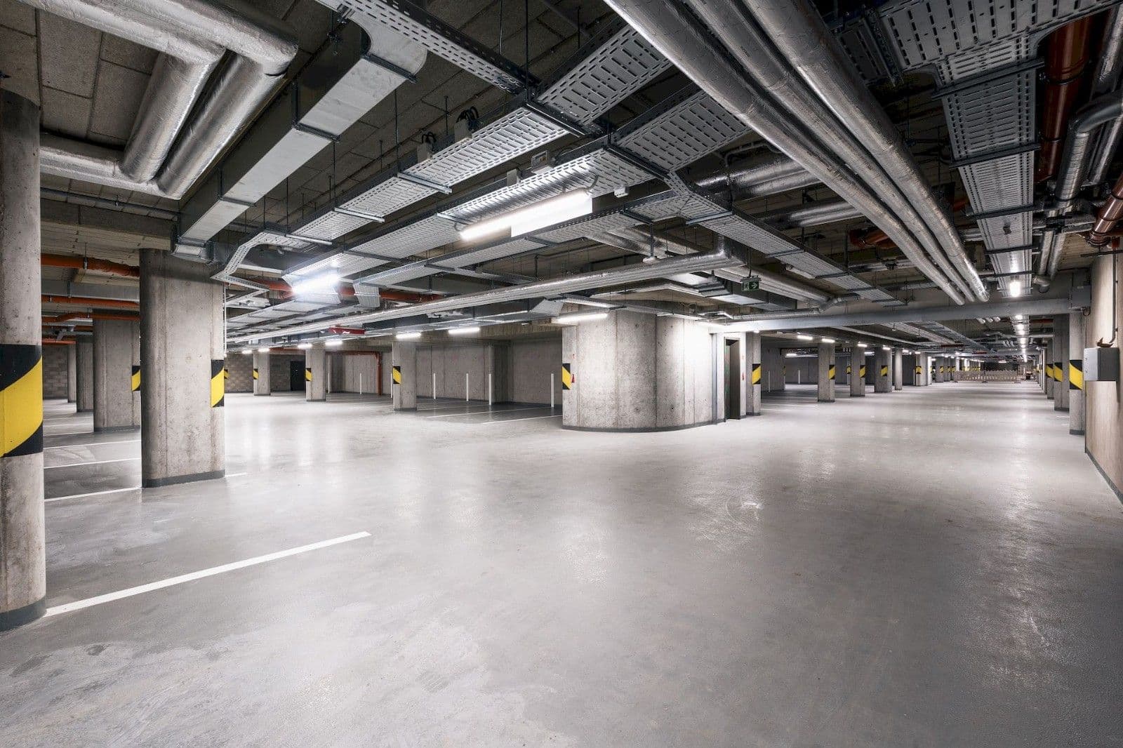 Prenájom garáže 15 m², Praha, Praha Prenájom garáže 15 m², Praha, Praha