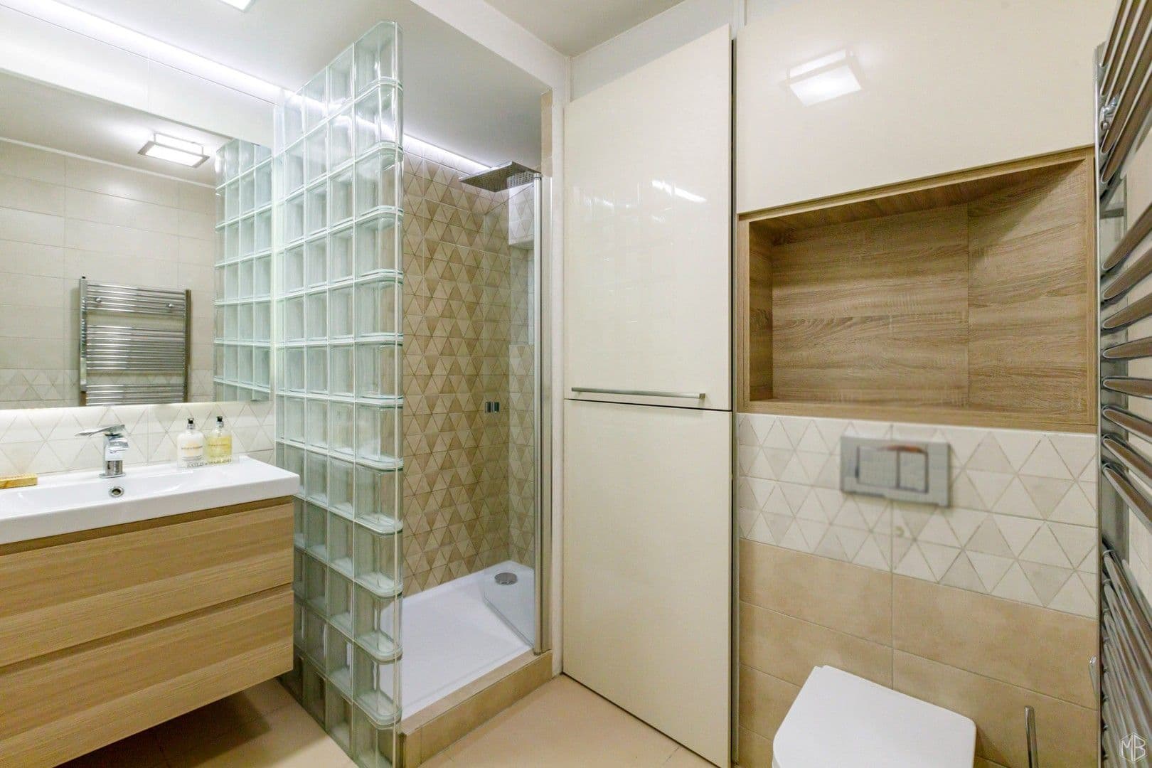 Prenájom bytu 2-izbový 57 m², Sinkulova, Praha, Praha Prenájom bytu 2-izbový 57 m², Sinkulova, Praha, Praha