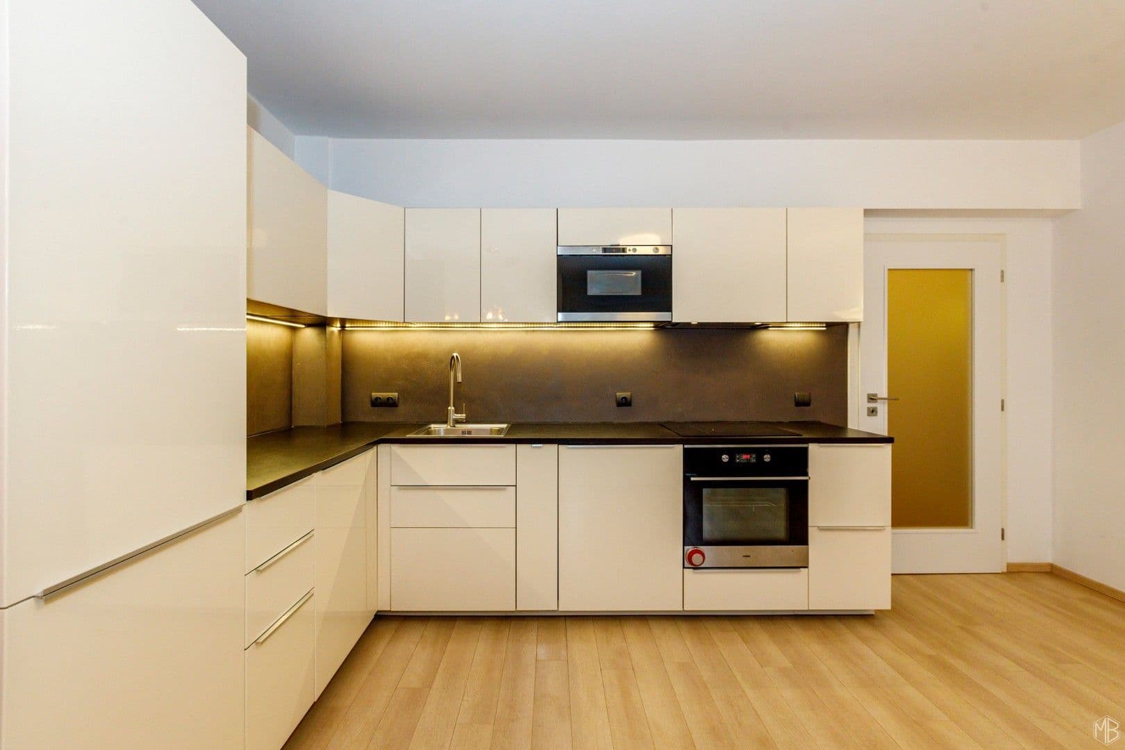 Prenájom bytu 2-izbový 57 m², Sinkulova, Praha, Praha Prenájom bytu 2-izbový 57 m², Sinkulova, Praha, Praha