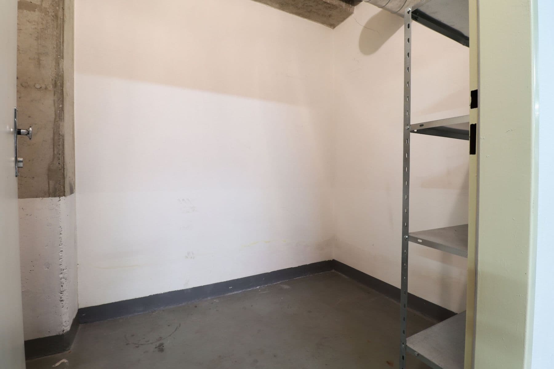 Prenájom bytu 2-izbový 68 m², Edisonova, Praha, Praha Prenájom bytu 2-izbový 68 m², Edisonova, Praha, Praha
