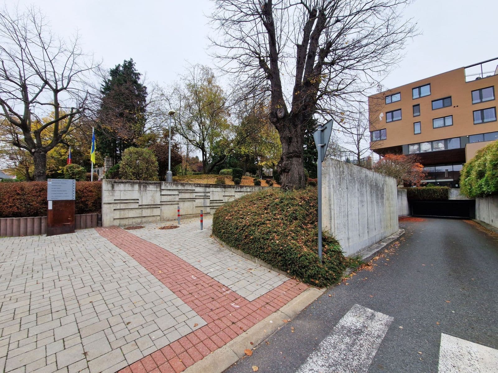 Prenájom bytu 2-izbový 68 m², Edisonova, Praha, Praha Prenájom bytu 2-izbový 68 m², Edisonova, Praha, Praha